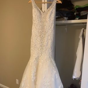Selling entire wedding ensemble